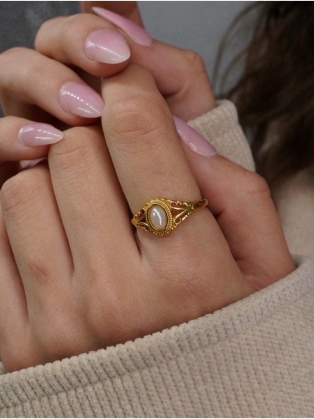 Gold Pearl Oval Filigree Ring - Women Jewelry - Picture 2 of 5